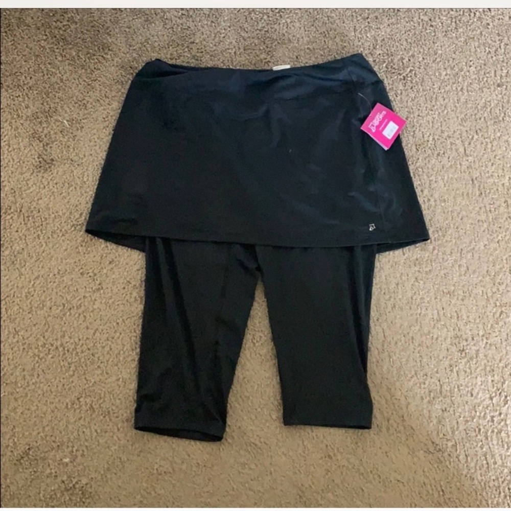 Skirt sports